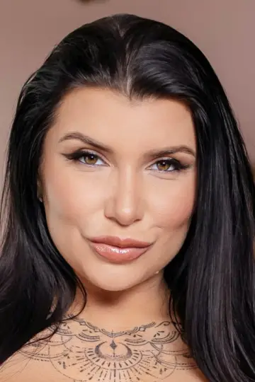 Photo Romi Rain #331948