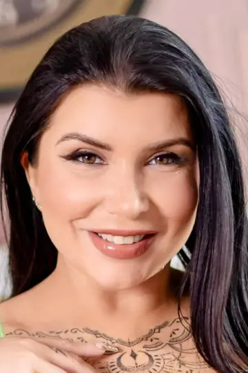 Photo Romi Rain #331949