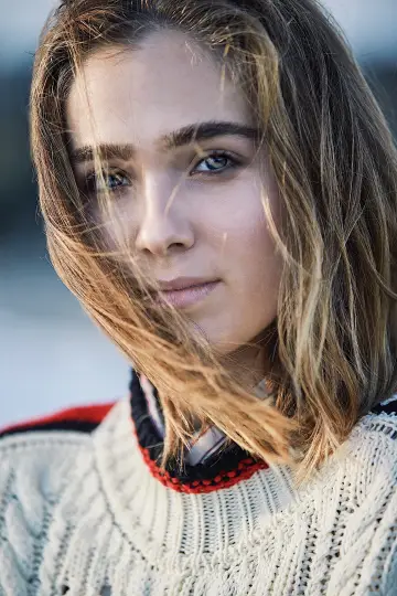 Photo Haley Lu Richardson #44947