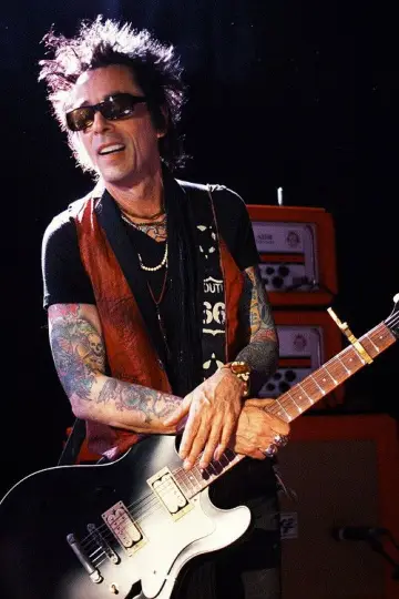 Photo Earl Slick #372474