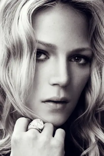 Photo Emma Bell #51382