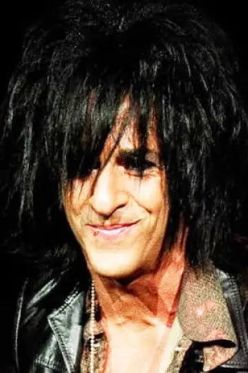 Photo Steve Stevens #411486