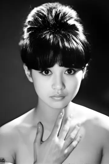 Photo Mariko Kaga #329722