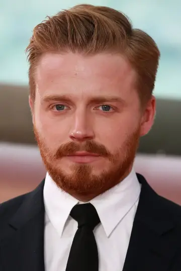Photo Jack Lowden #46381