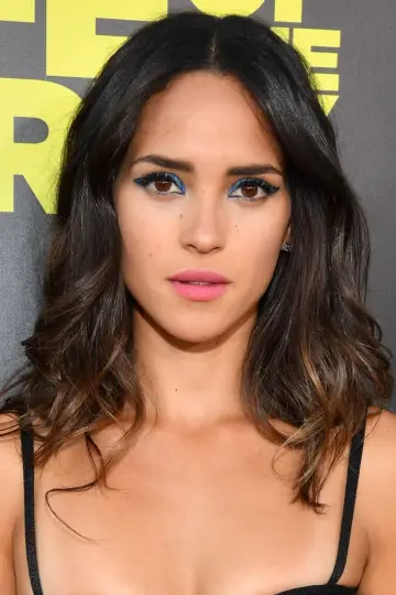 Photo Adria Arjona #30850