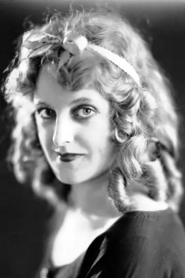 Photo Ella Hall #619807