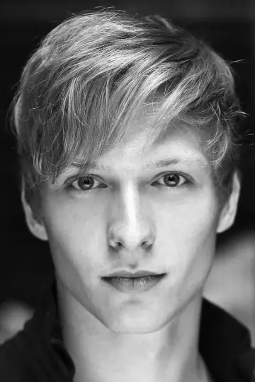 Photo Will Tudor #470955