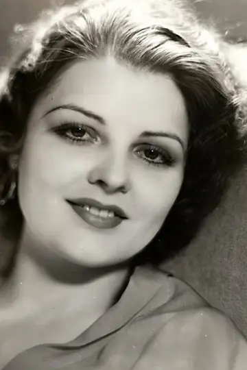 Photo Lilian Bond #178356
