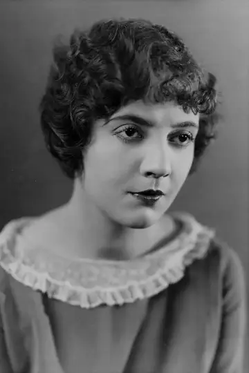 Photo Lois Wilson #394224
