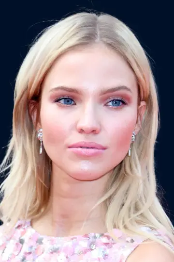 Photo Sasha Luss #42716