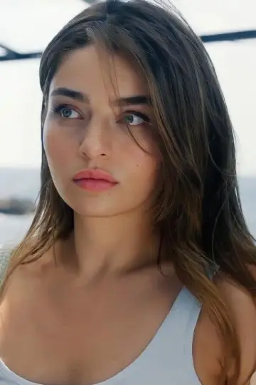 Photo Ayça Ayşin Turan #160155
