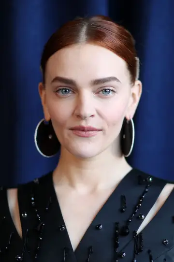 Photo Madeline Brewer #154527