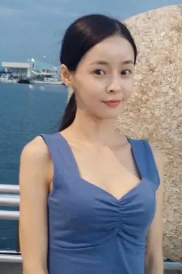 Photo Yoon Sul-hee #629618