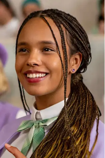 Photo Alisha Boe #154231