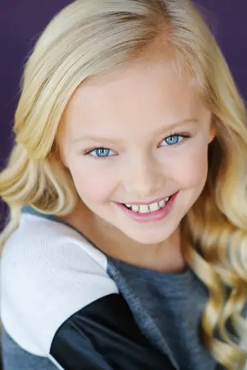 Photo Amiah Miller #28739