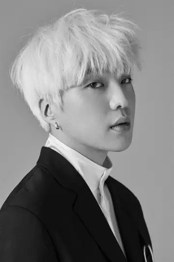 Photo Kang Seung-yoon #472220