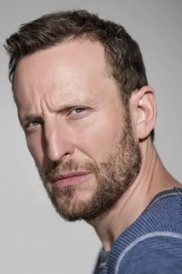 Photo Bodhi Elfman #28496