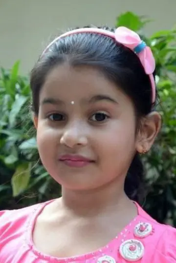 Photo Yuvina Parthavi #412083
