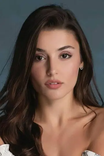 Photo Hande Erçel #292762