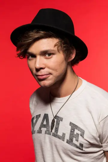 Photo Ashton Irwin #424407