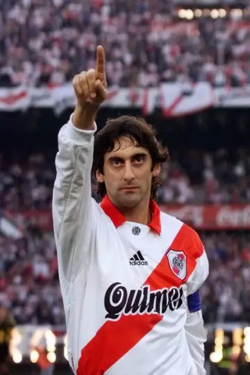 Photo Enzo Francescoli #251106