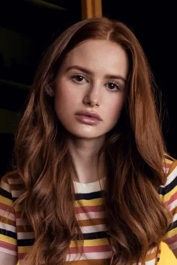 Photo Madelaine Petsch #143931