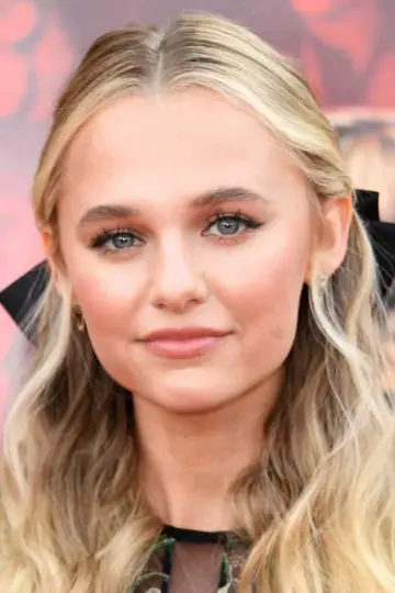 Photo Madison Iseman #13194