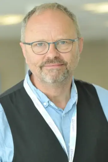 Photo Robert Llewellyn #227125