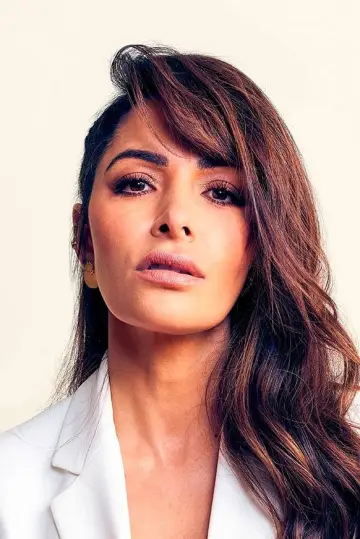 Photo Sarah Shahi #10947