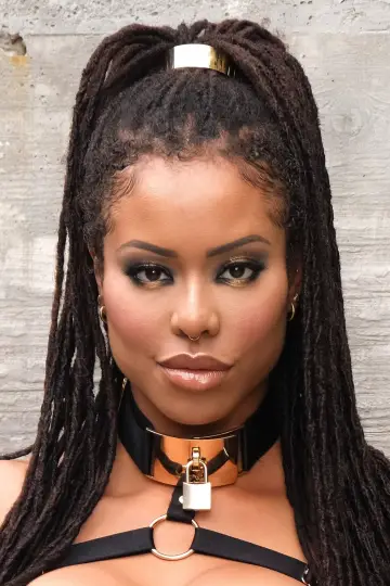 Photo Kira Noir #290730