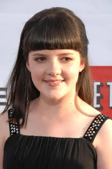 Photo Madeleine Martin #124654