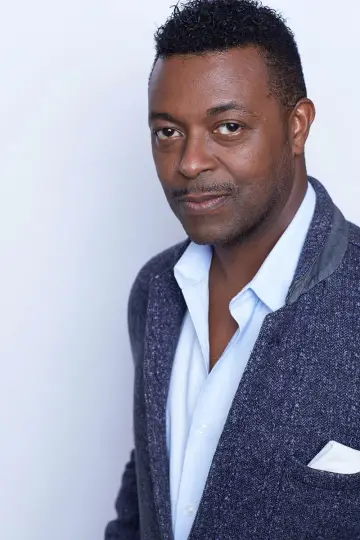 Photo Ogie Banks #93101