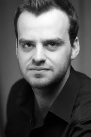 Photo Joshua Higgott #44085