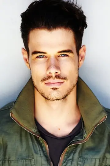 Photo Liam Hall #96110