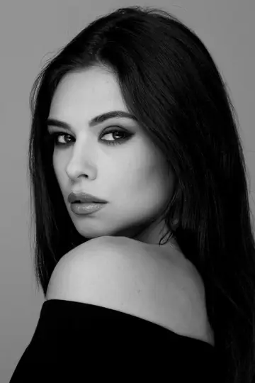 Photo Nicole Maines #176374