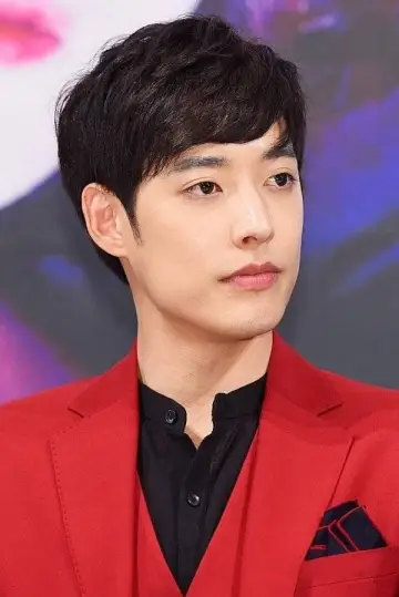 Photo Jung Heon #597834