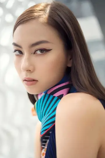 Photo Lauren Tsai #145521