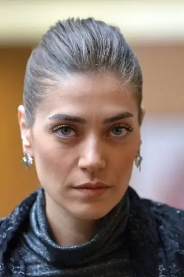 Photo Öznur Serçeler #238748