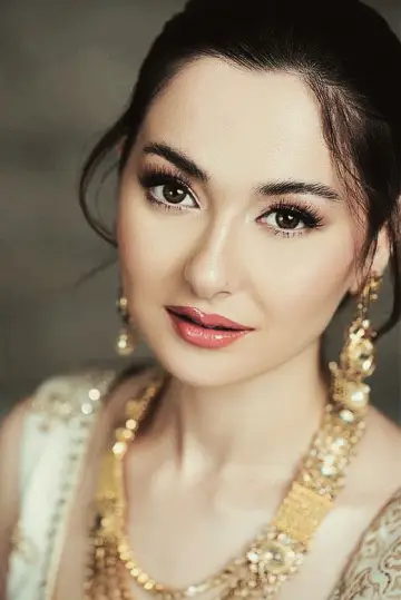 Photo Hania Aamir #390261