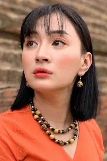 Photo Wutt Hmone Shwe Yi #451729