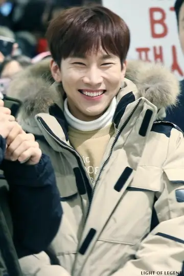 Photo Seo Eun-kwang #274035