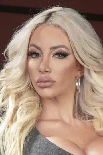 Photo Nicolette Shea #178656