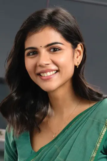 Photo Kalyani Priyadarshan #340999