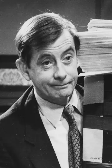 Photo Derek Fowlds #347268