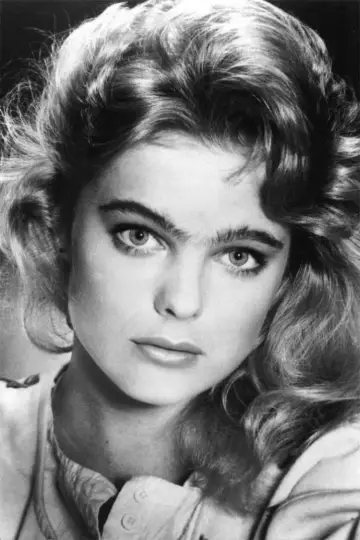 Photo Erika Eleniak #53190