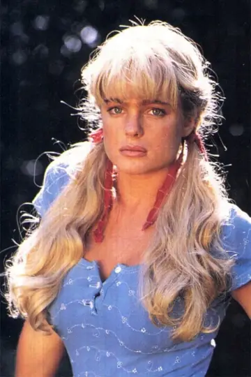 Photo Erika Eleniak #53197