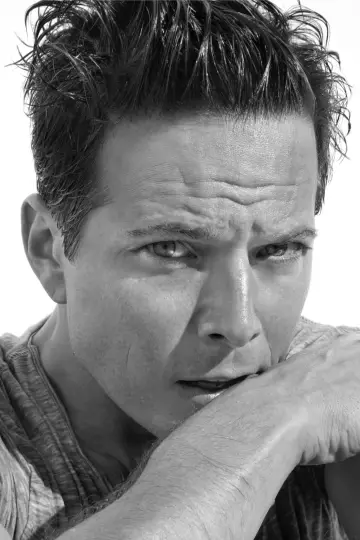 Photo Scott Wolf #64000
