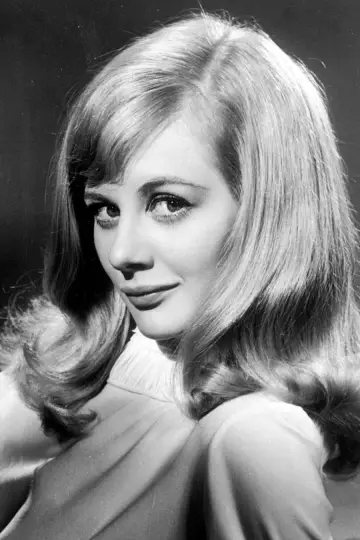 Photo Shirley Knight #89225
