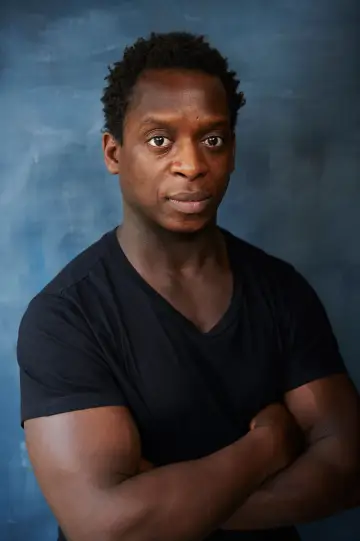 Photo Kobna Holdbrook-Smith #1164