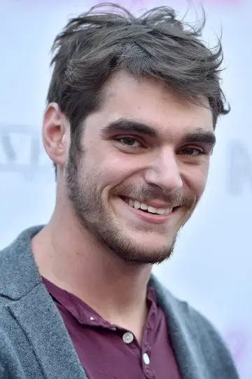 Photo RJ Mitte #116613